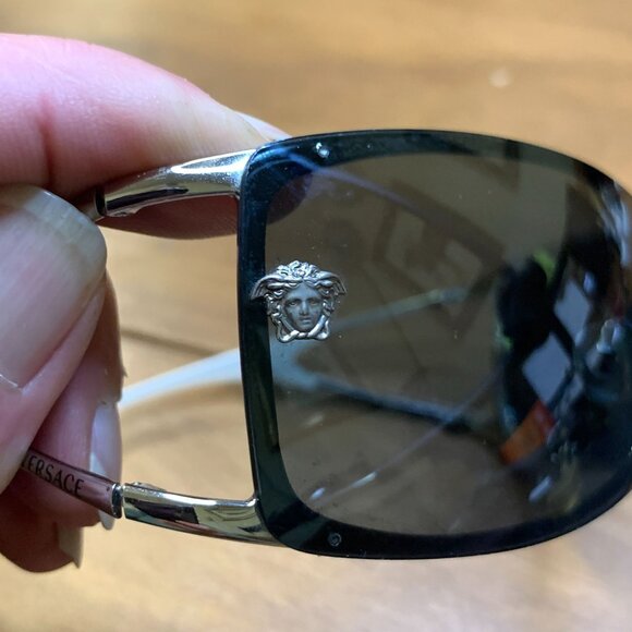 Versace Mod 2048 1000/6G 120 Sunglasses